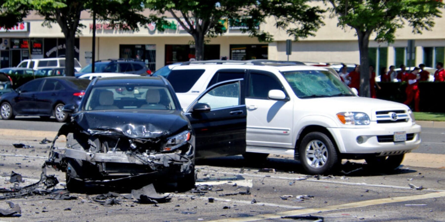 Santa Clarita Valley Rideshare Accident Sends Two to Henry Mayo Hospital
