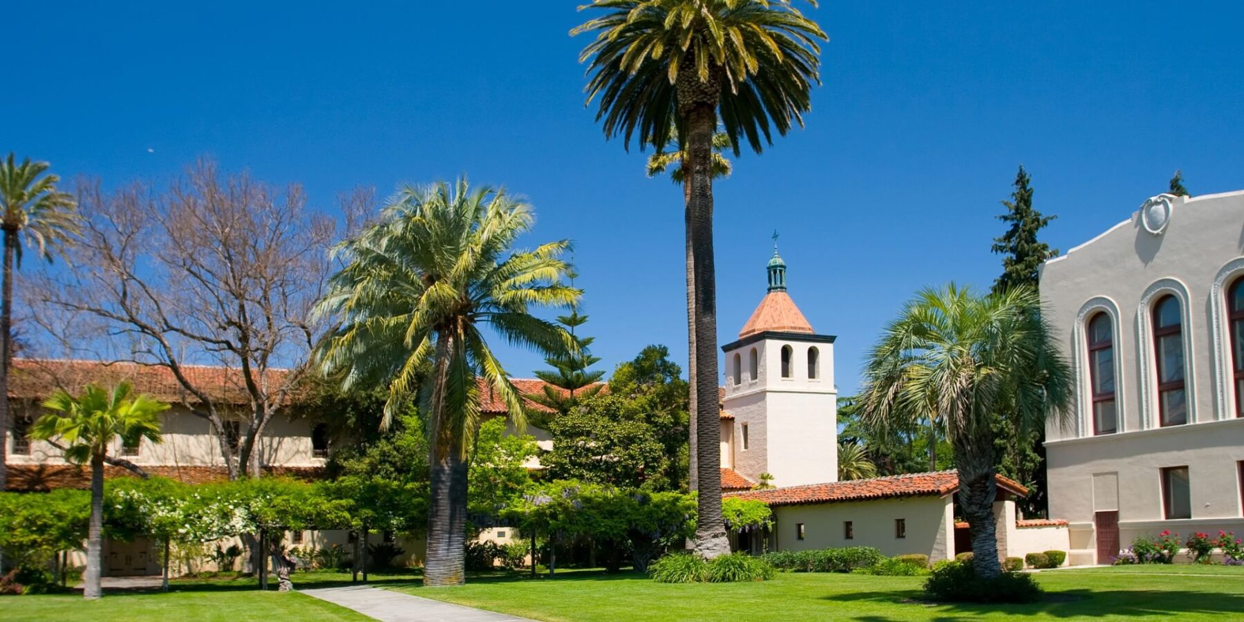 Off-Duty LAPD Officer Killed in Santa Clarita Solo-Vehicle Car Crash