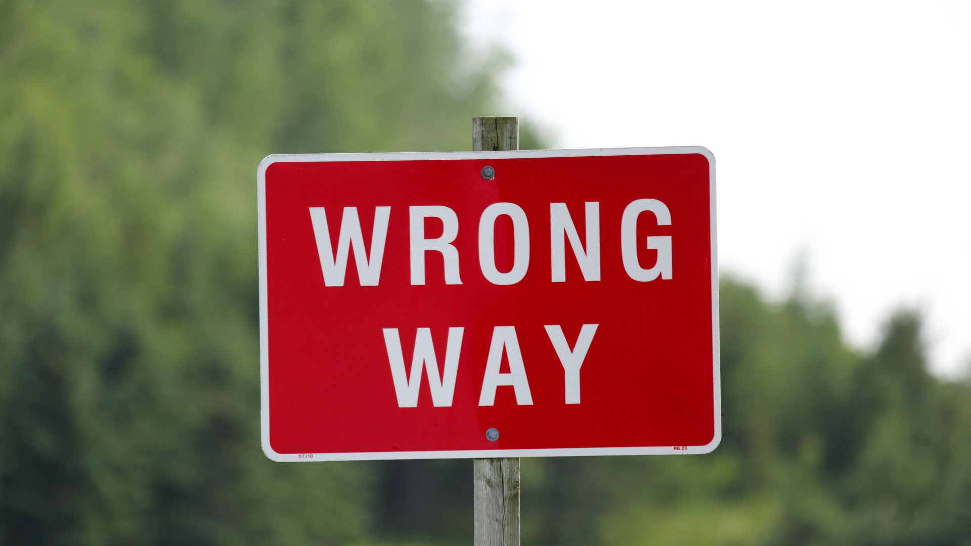 Multi-Car Wrong-Way Apple Valley Crash Kills One, Hospitalizes Multiple People